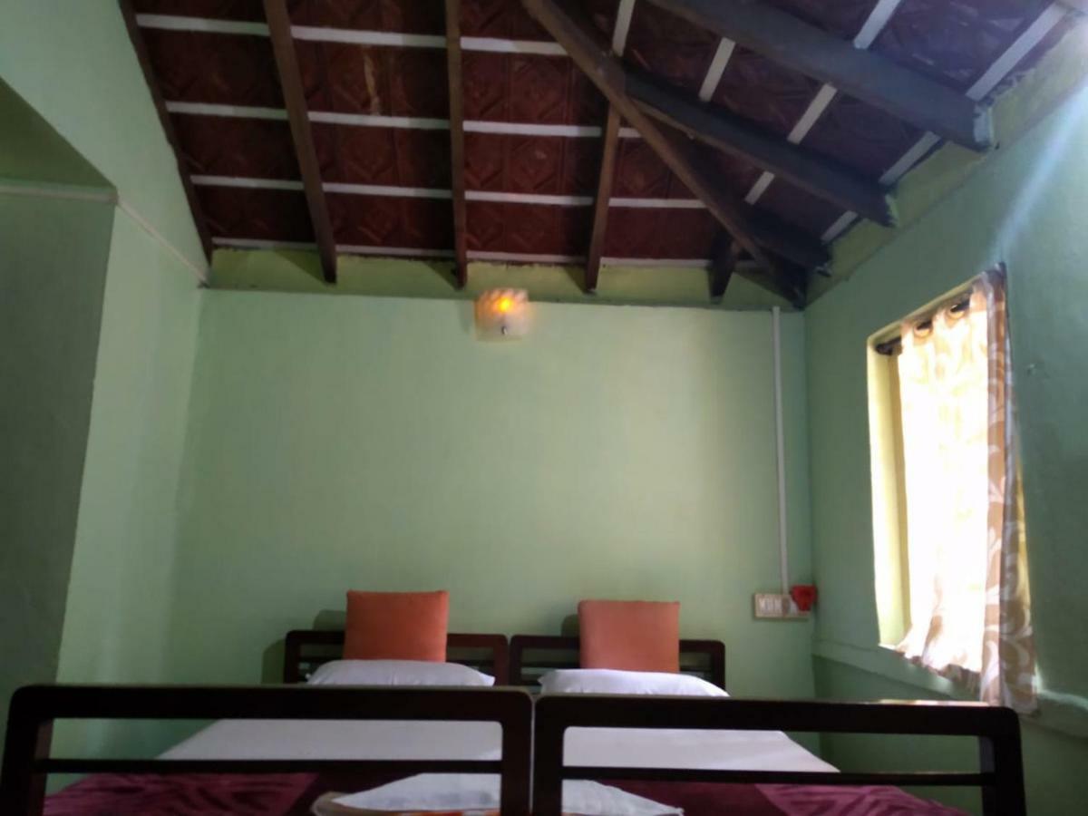 Homestay Woodside Wayanad *